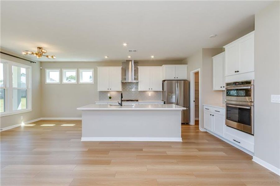 Furnished interior view inside a new home in Sweetbay Farm, Lawrenceville (Image 39).