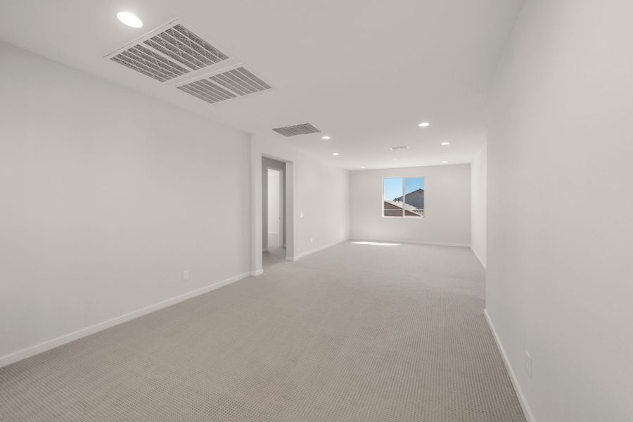 Spacious, unfurnished interior of a new home in Harvest - Enchantment Series, Queen Creek (Image 27). Spacious, unfurnished interior of a new home in Harvest - Enchantment Series, Queen Creek (Image 27).