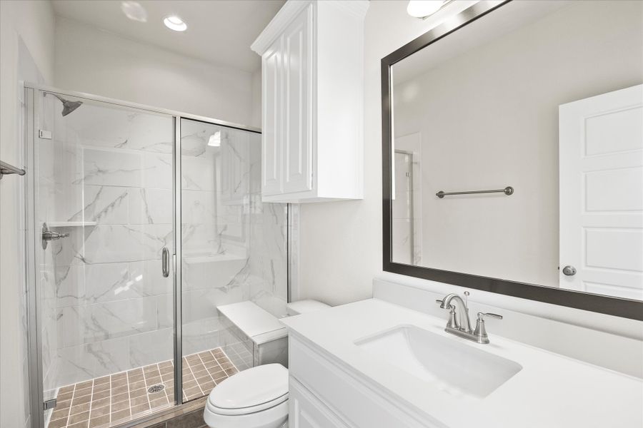 Representative furnished interior of a home built from the Riverdale by Windsor Homes in Ridge Pointe Estates, McLendon-Chisholm (Image 16).