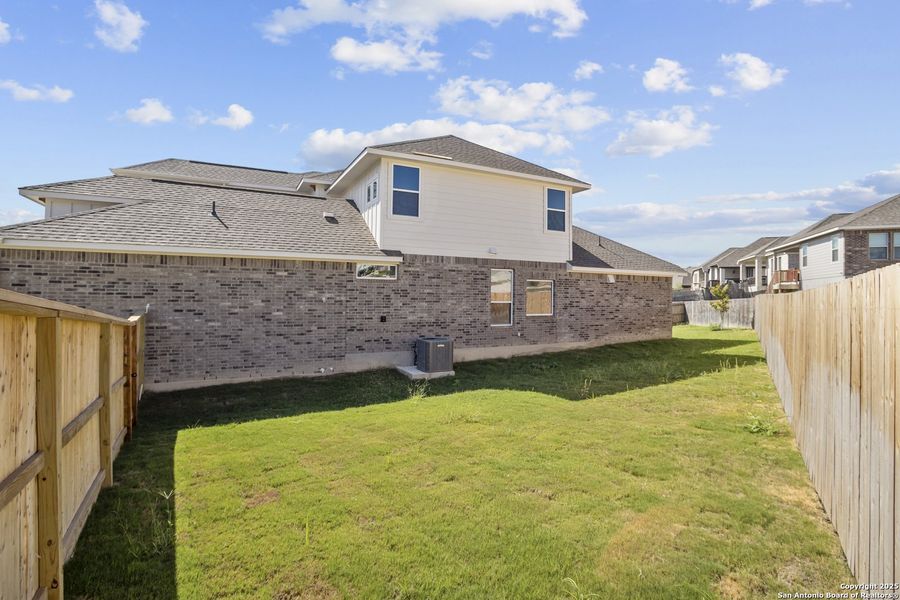 Exterior details and patio area of a home in Ladera, San Antonio (Image 17). Exterior details and patio area of a home in Ladera, San Antonio (Image 17).