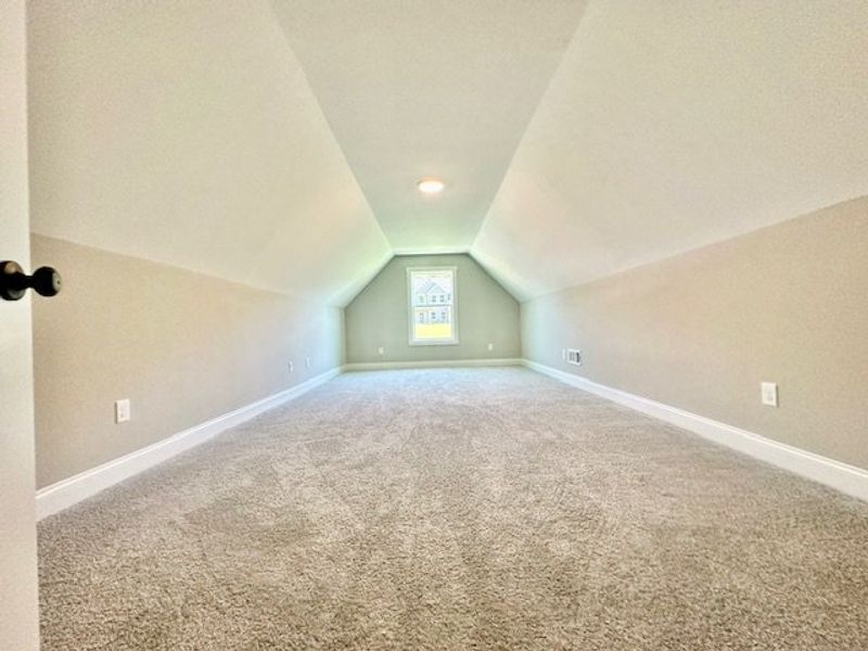 Image 21 of a home in Deer Creek. Image 21 of a home in Deer Creek.