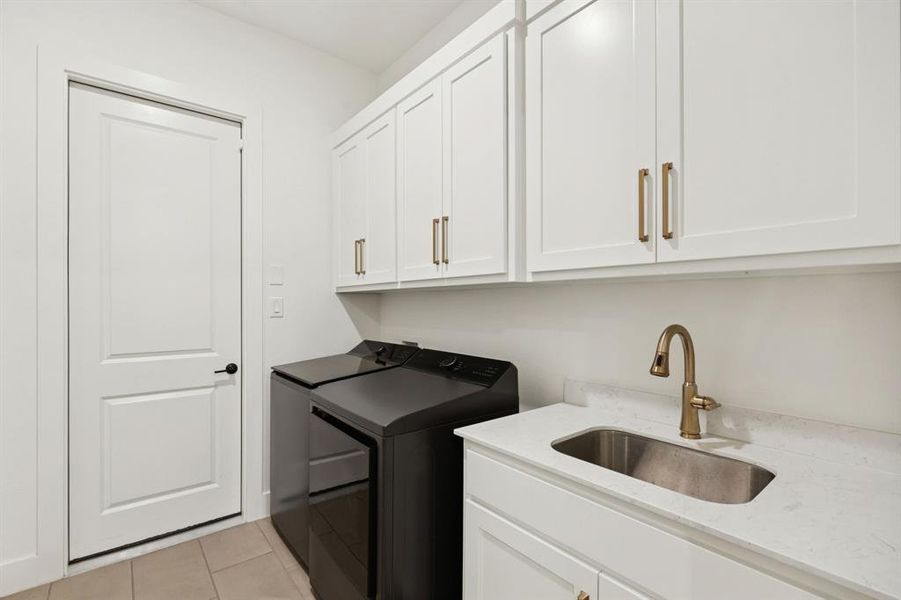 Furnished interior view inside a new home in Edgestone at Legacy, Frisco (Image 33).