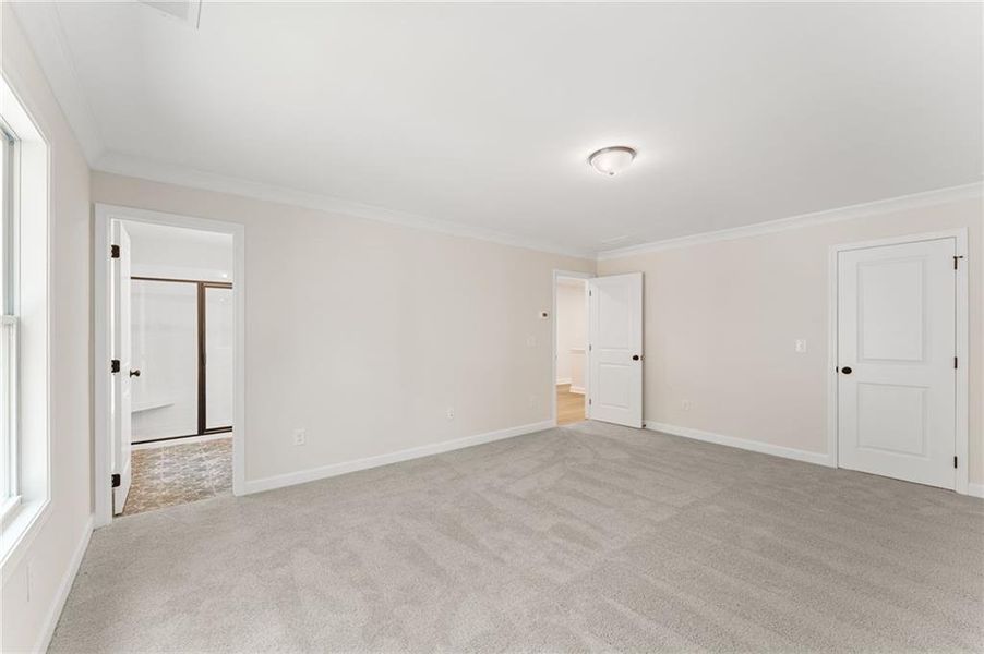 Spacious, unfurnished interior of a new home in Cherokee Township, Acworth (Image 18).