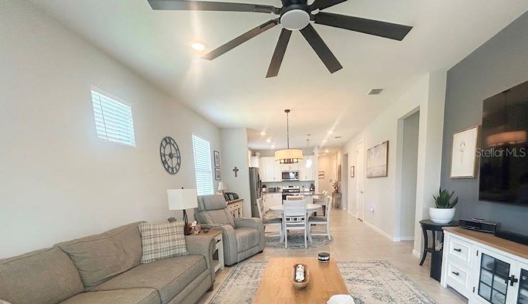 Furnished interior view inside a new home in Del Webb Stone Creek, Ocala (Image 11).