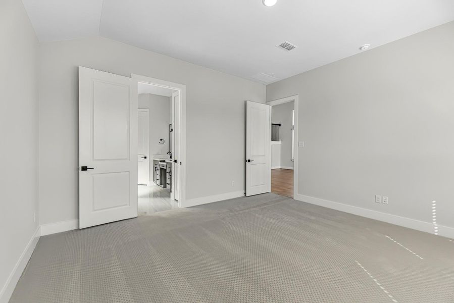Spacious, unfurnished interior of a new home in Audubon, Magnolia (Image 20).