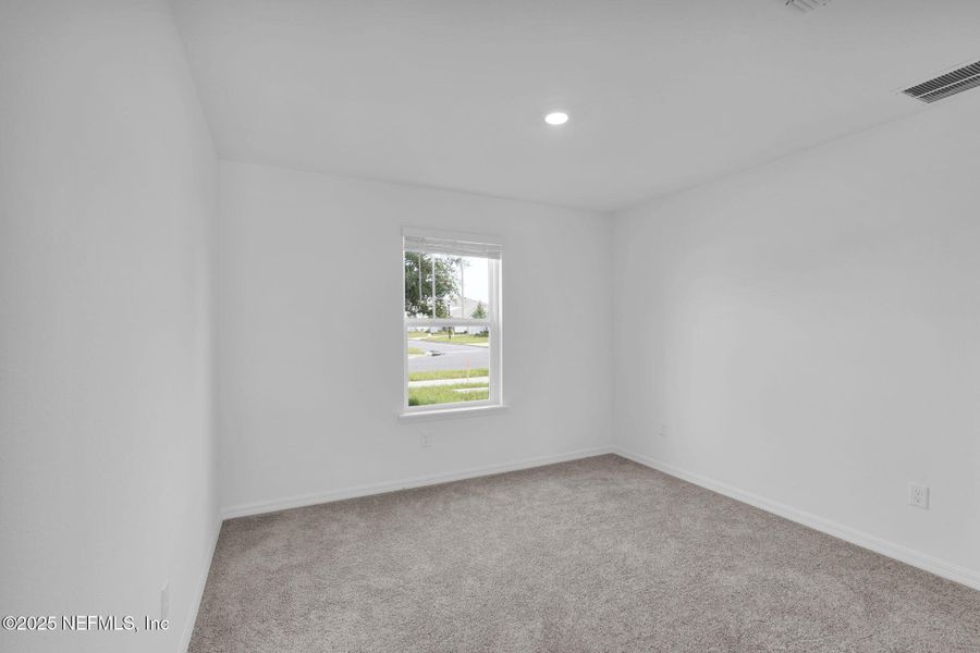 Spacious, unfurnished interior of a new home in Wells Landing, Jacksonville (Image 13).