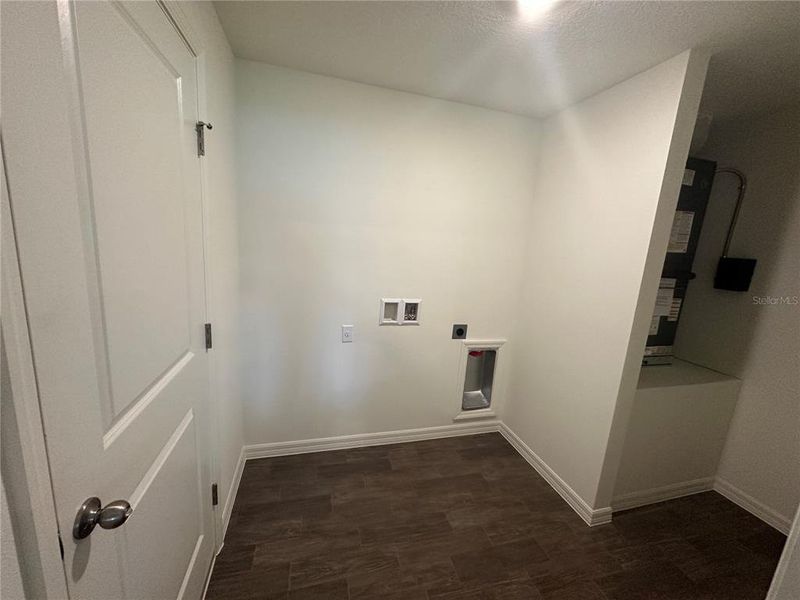 Spacious, unfurnished interior of a new home in , Palm Coast (Image 14).
