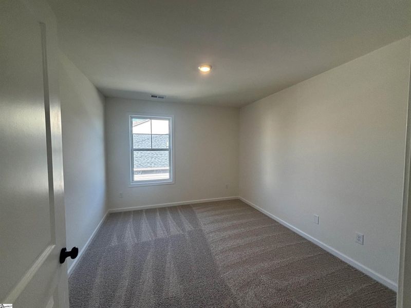 Spacious, unfurnished interior of a new home in Halton Oaks, Spartanburg (Image 20).