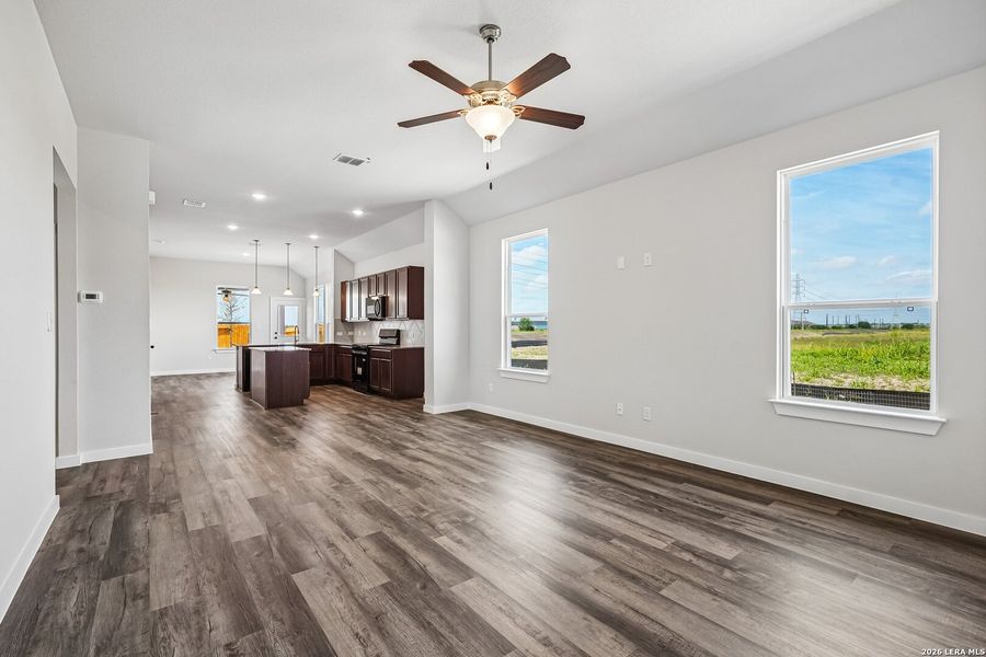 Spacious, unfurnished interior of a new home in Red Hawk Landing, San Antonio (Image 31). Spacious, unfurnished interior of a new home in Red Hawk Landing, San Antonio (Image 31).