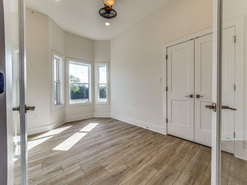 Image 13 of a home in . Image 13 of a home in .