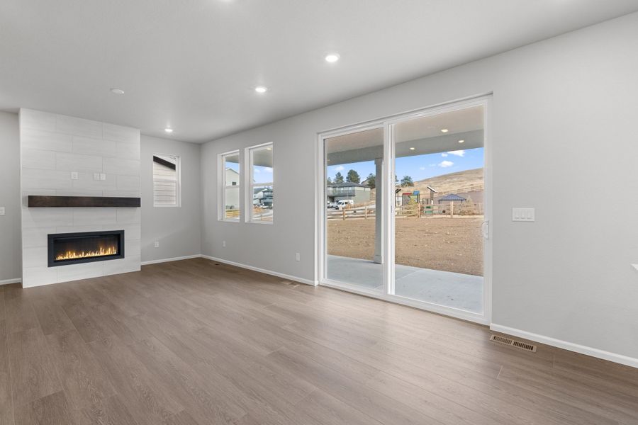 Spacious, unfurnished interior of a new home in The Manors Collection at Golden Overlook, Golden (Image 23).