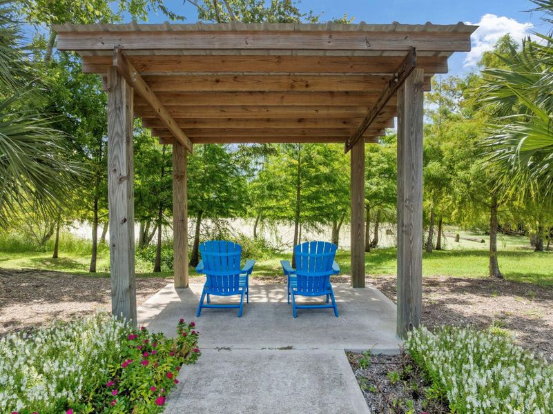 Community amenities in Woodshore, Clute (Image 23).