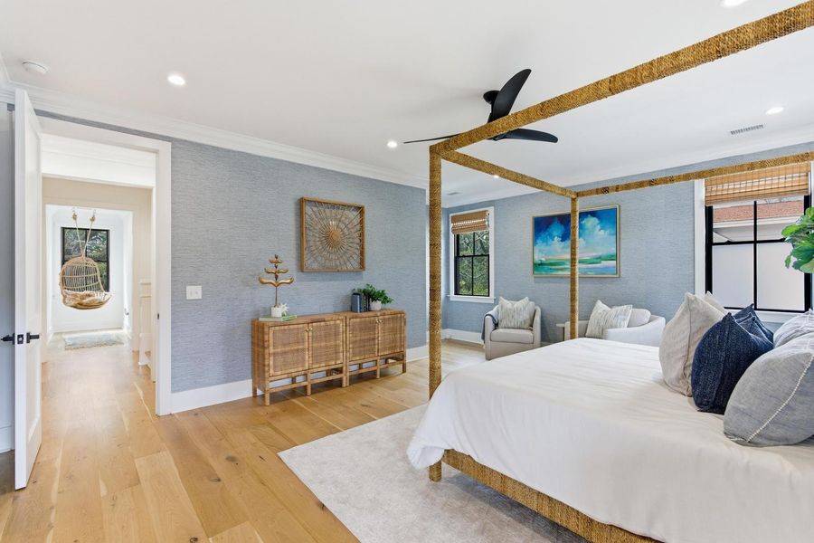 Furnished interior view inside a new home in , Charleston (Image 61).