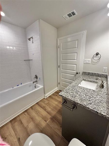 Secondary bath Secondary bath