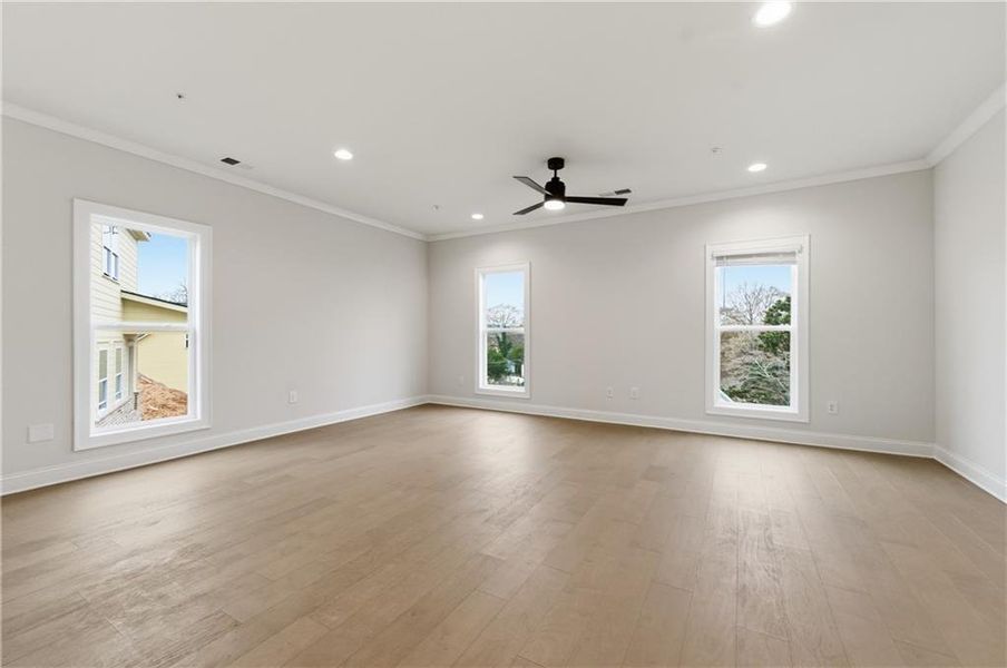 Spacious, unfurnished interior of a new home in , Marietta (Image 17).