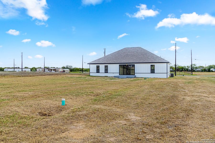 Image 27 of a home in . Image 27 of a home in .