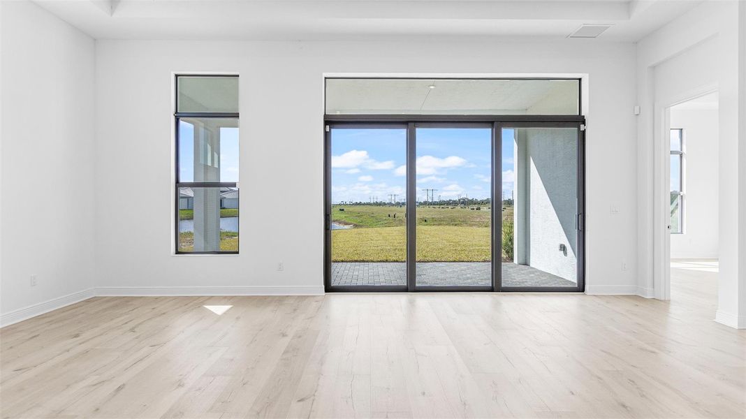 Spacious, unfurnished interior of a new home in , Port St. Lucie (Image 26).