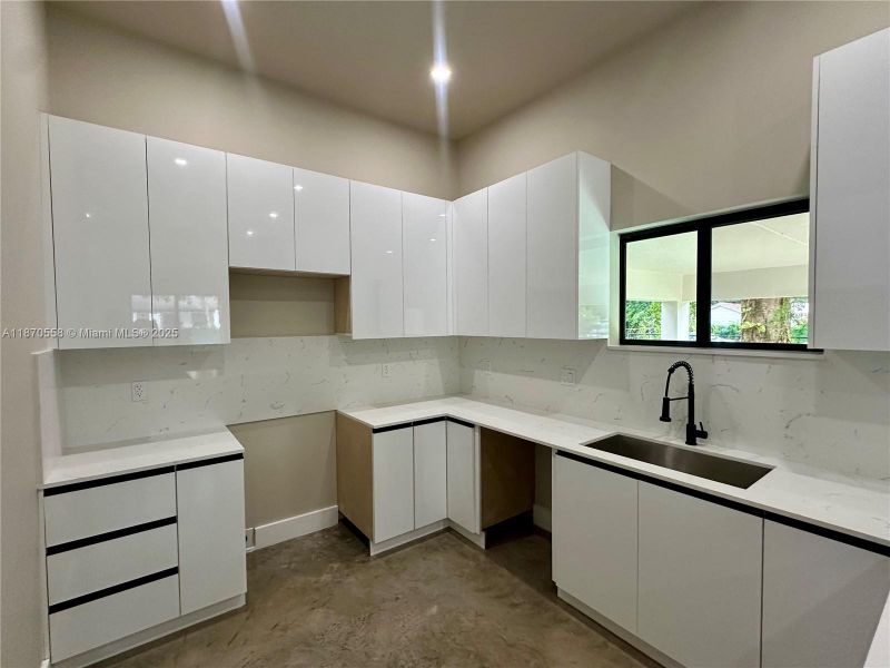 Furnished interior view inside a new home in , Miami (Image 7).