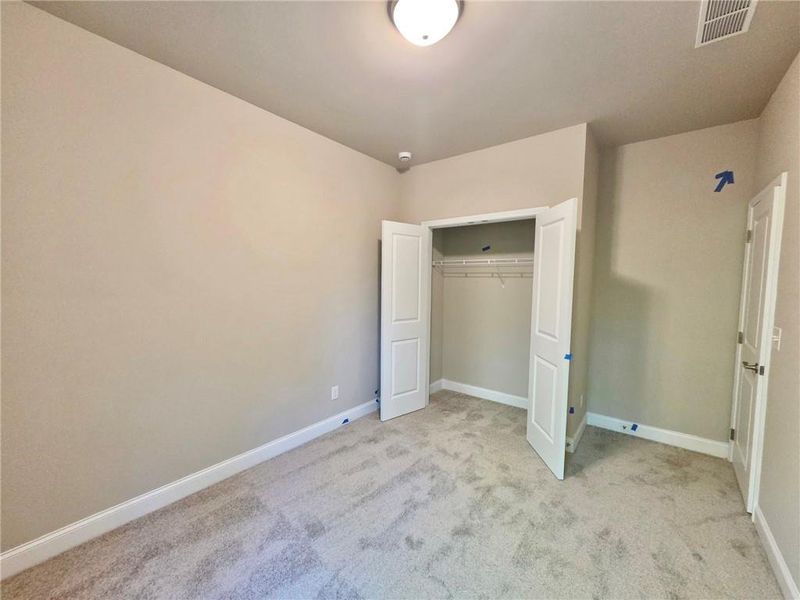 Spacious, unfurnished interior of a new home in , Waleska (Image 18).