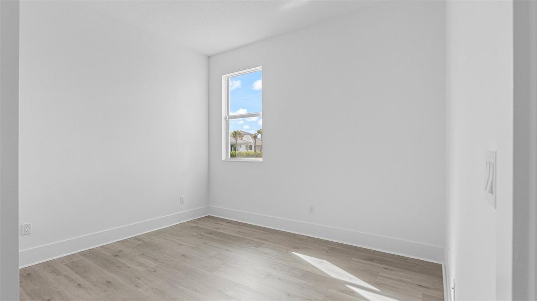 Spacious, unfurnished interior of a new home in , Port St. Lucie (Image 23).