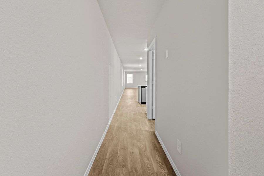 Spacious, unfurnished interior of a new home in Ladera, Luling (Image 10). Spacious, unfurnished interior of a new home in Ladera, Luling (Image 10).