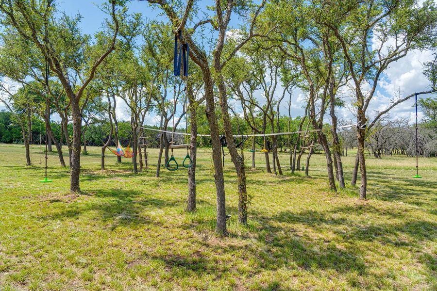 Natural landscape and outdoor views near in Canyon Lake (Image 42). Natural landscape and outdoor views near in Canyon Lake (Image 42).