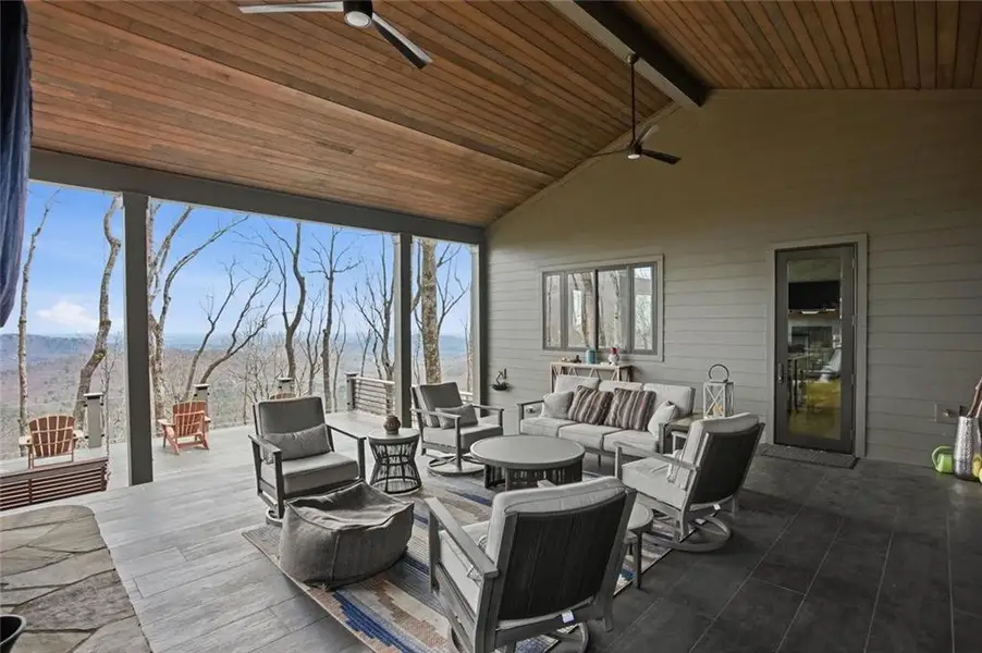 Exterior details and patio area of a home in , Jasper (Image 21).