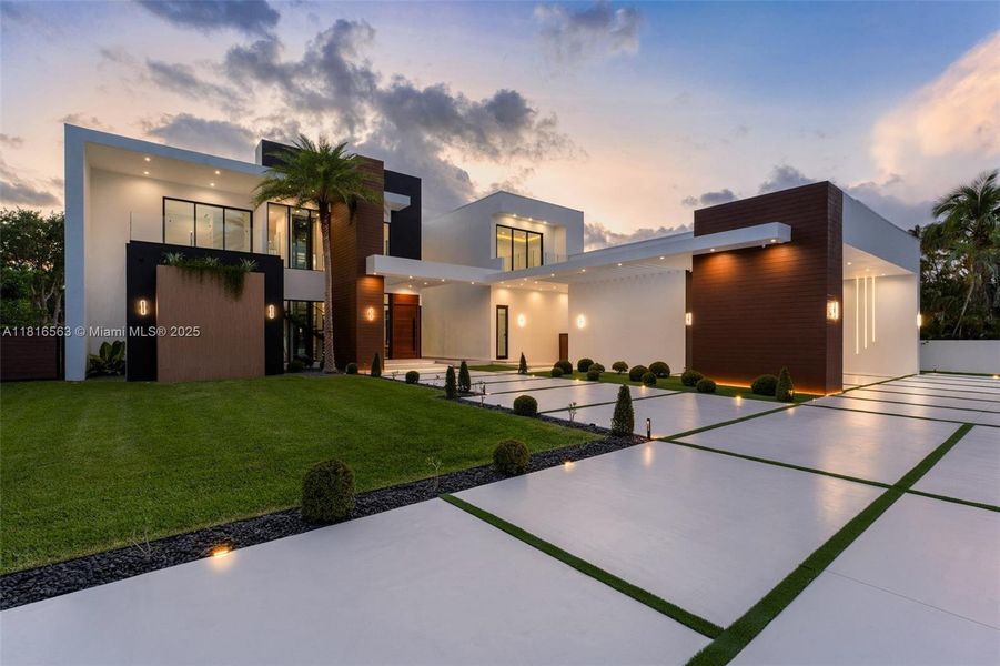 Front exterior of a new home in , Miami, FL, highlighting curb appeal (Image 30).