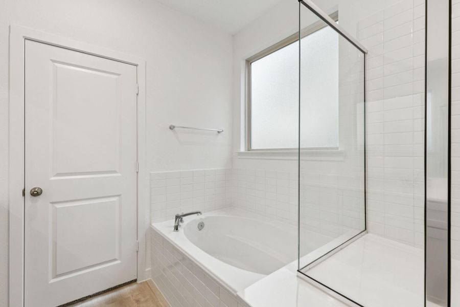 Furnished interior view inside a new home in Mavera, Conroe (Image 10).