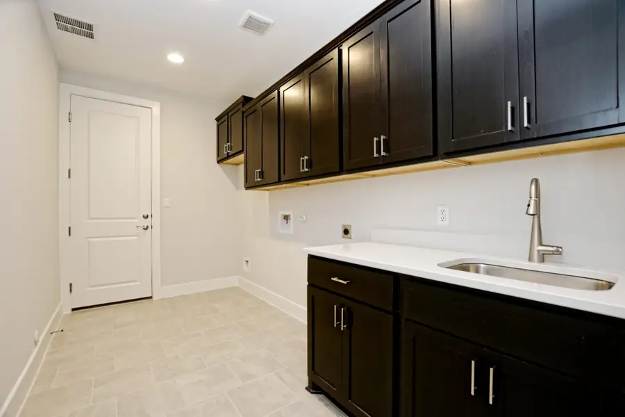 Representative furnished interior of a home built from the Llano II by Giddens Homes in Whispering Wind, Bertram (Image 11). Representative furnished interior of a home built from the Llano II by Giddens Homes in Whispering Wind, Bertram (Image 11).