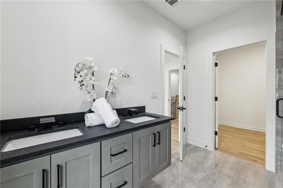 Furnished interior view inside a new home in , Atlanta (Image 14).