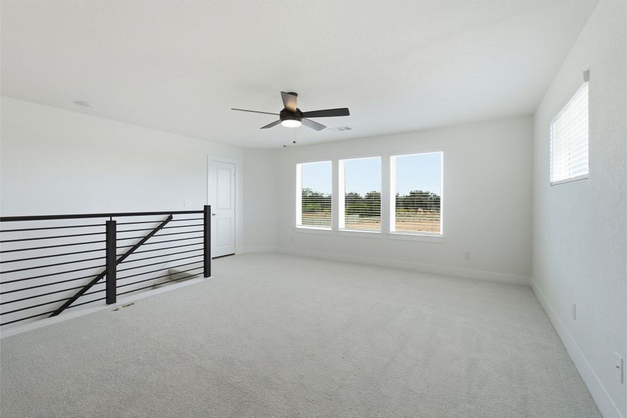 Spacious, unfurnished interior of a new home in Santa Rita Ranch, Liberty Hill (Image 55).