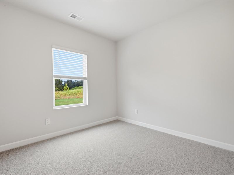 Spacious, unfurnished interior of a new home in Creek Ridge - Heritage Collection, Spartanburg (Image 15). Spacious, unfurnished interior of a new home in Creek Ridge - Heritage Collection, Spartanburg (Image 15).