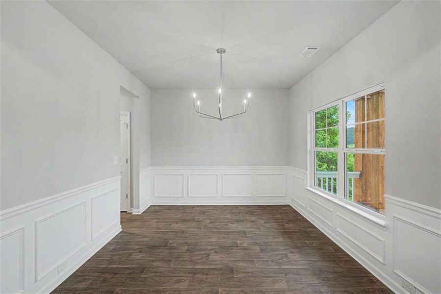 Spacious, unfurnished interior of a new home in The Reserve at Chapel Hill Phase II, Douglasville (Image 19).