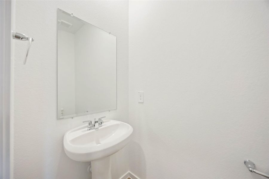 Furnished interior view inside a new home in Mansfield Estates, Houston (Image 18). Furnished interior view inside a new home in Mansfield Estates, Houston (Image 18).