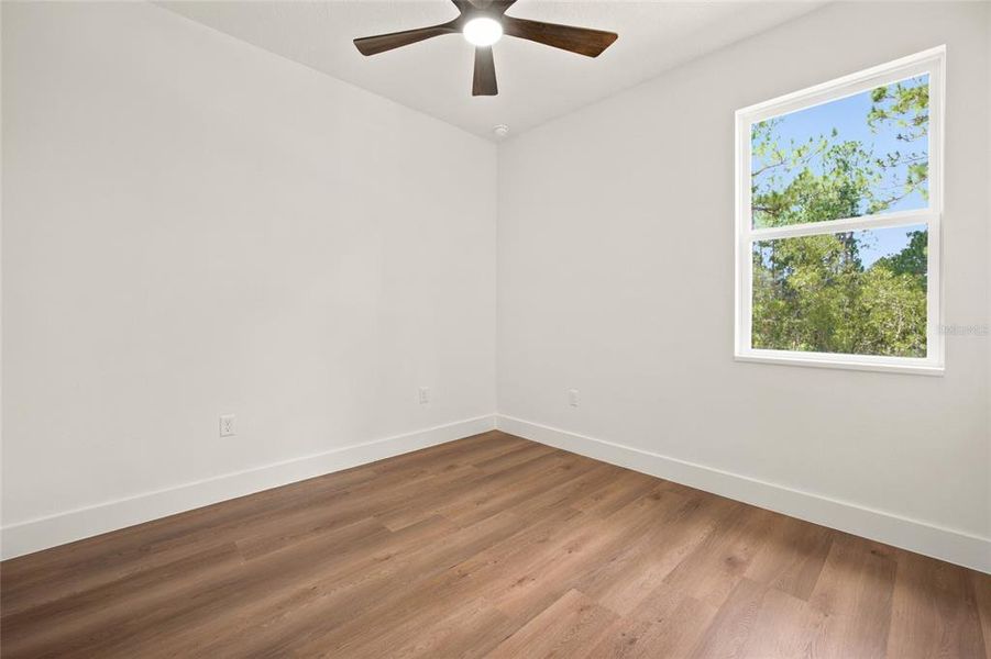 Spacious, unfurnished interior of a new home in , Dunnellon (Image 20).