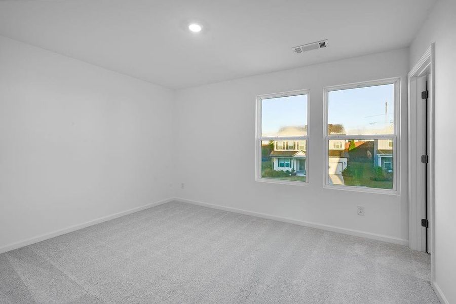 Spacious, unfurnished interior of a new home in Falls Creek, Flowery Branch (Image 22). Spacious, unfurnished interior of a new home in Falls Creek, Flowery Branch (Image 22).