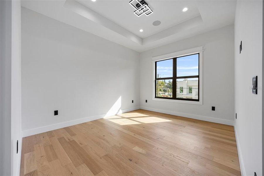 Spacious, unfurnished interior of a new home in , Tampa (Image 58). Spacious, unfurnished interior of a new home in , Tampa (Image 58).