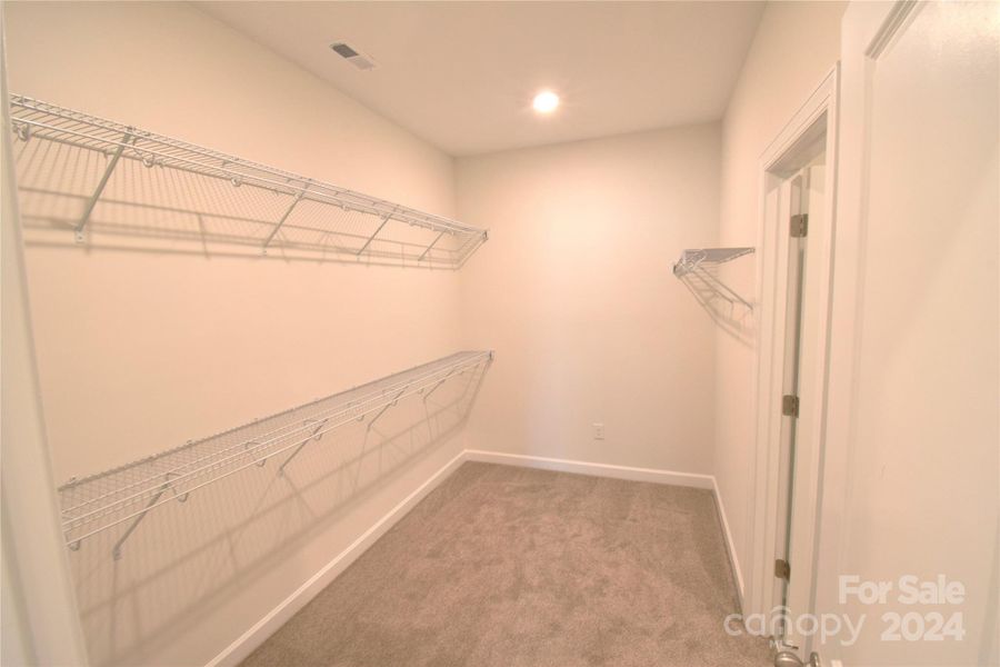 HUGE WALK IN CLOSET in Primary Suite!!