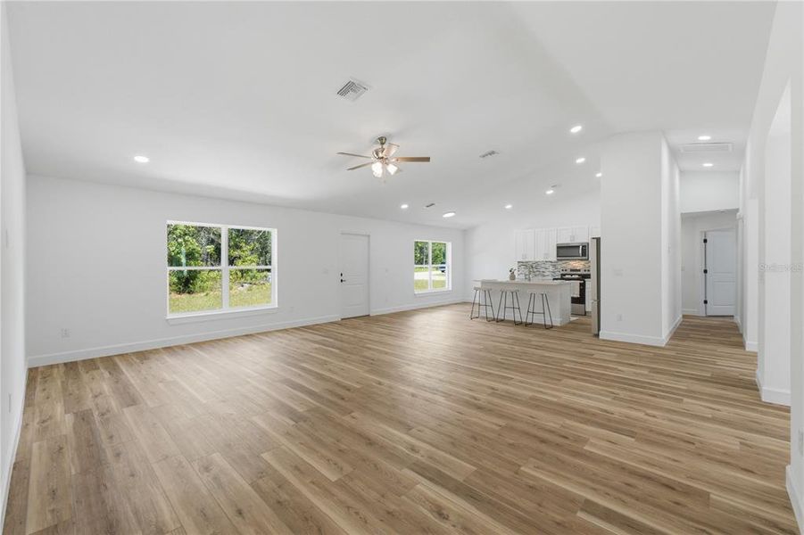 Spacious, unfurnished interior of a new home in , Weeki Wachee (Image 29). Spacious, unfurnished interior of a new home in , Weeki Wachee (Image 29).