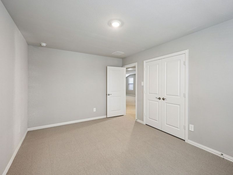 Spacious, unfurnished interior of a new home in Parks at Foster Crossing - Spring Series, Anna (Image 14). Spacious, unfurnished interior of a new home in Parks at Foster Crossing - Spring Series, Anna (Image 14).