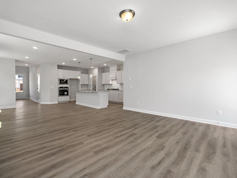 Spacious, unfurnished interior of a new home in Gregory Village, Lillington (Image 14).