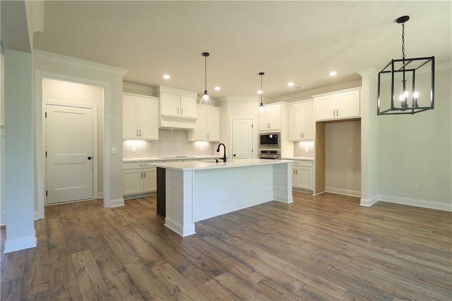 Furnished interior view inside a new home in Woodland Hills, Loganville (Image 8). Furnished interior view inside a new home in Woodland Hills, Loganville (Image 8).