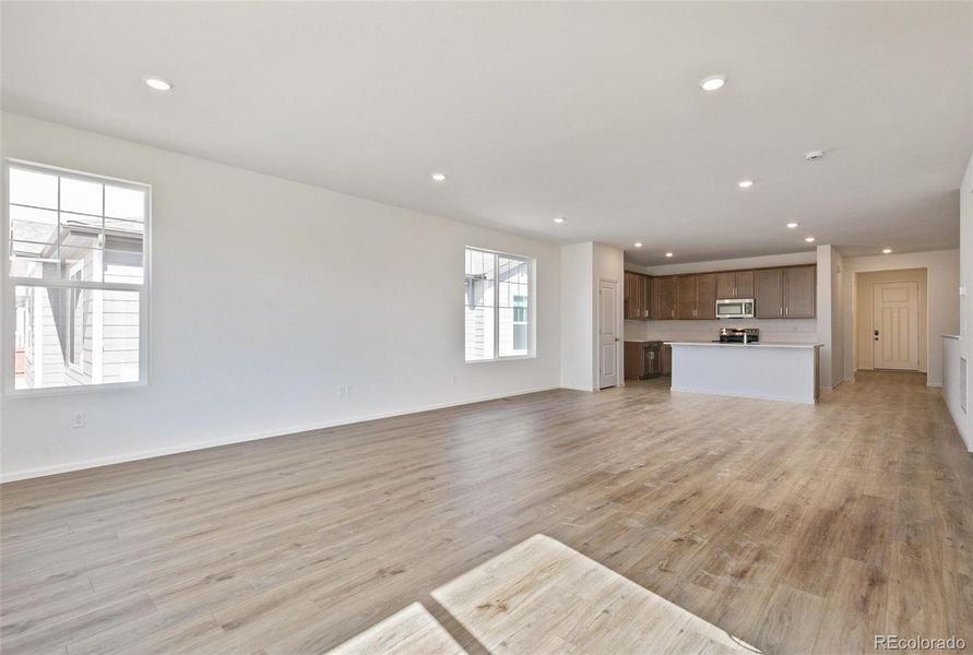 Spacious, unfurnished interior of a new home in Farmlore, Brighton (Image 15).