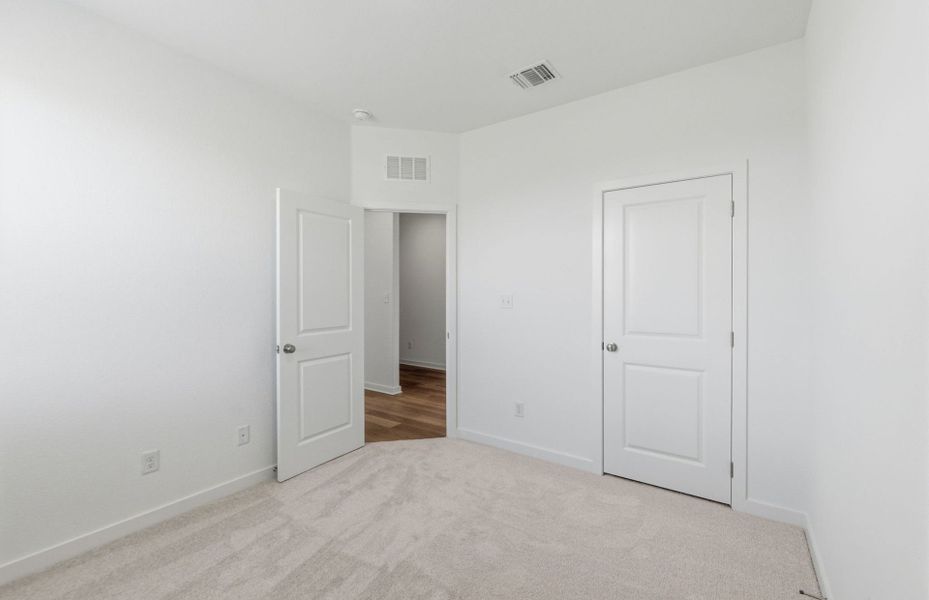 Spacious, unfurnished interior of a new home in Alto, San Marcos (Image 30).