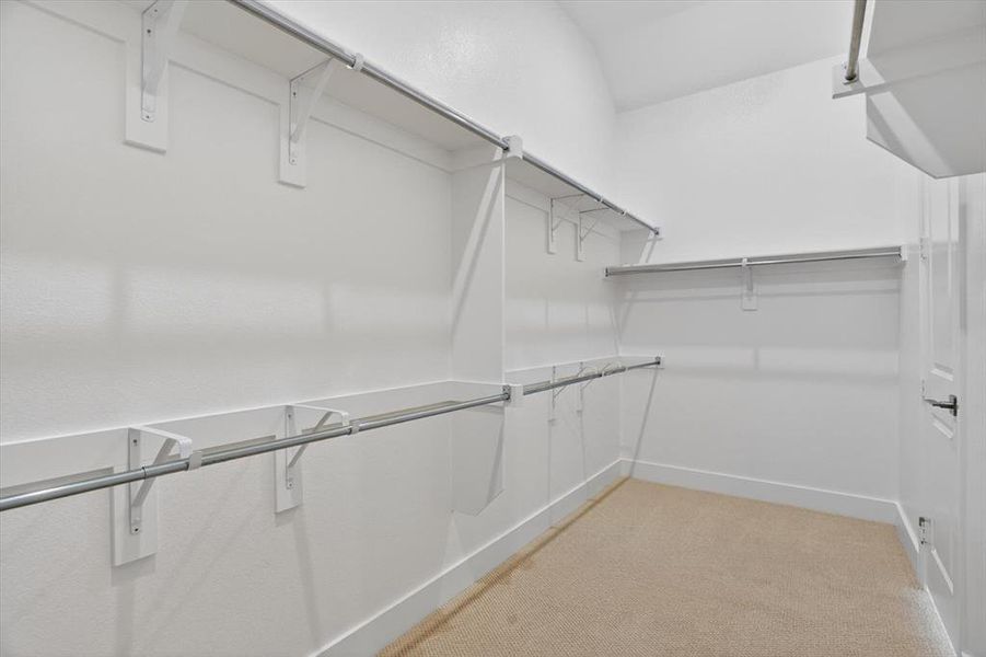 Spacious, unfurnished interior of a new home in Tavolo Park, Fort Worth (Image 22). Spacious, unfurnished interior of a new home in Tavolo Park, Fort Worth (Image 22).