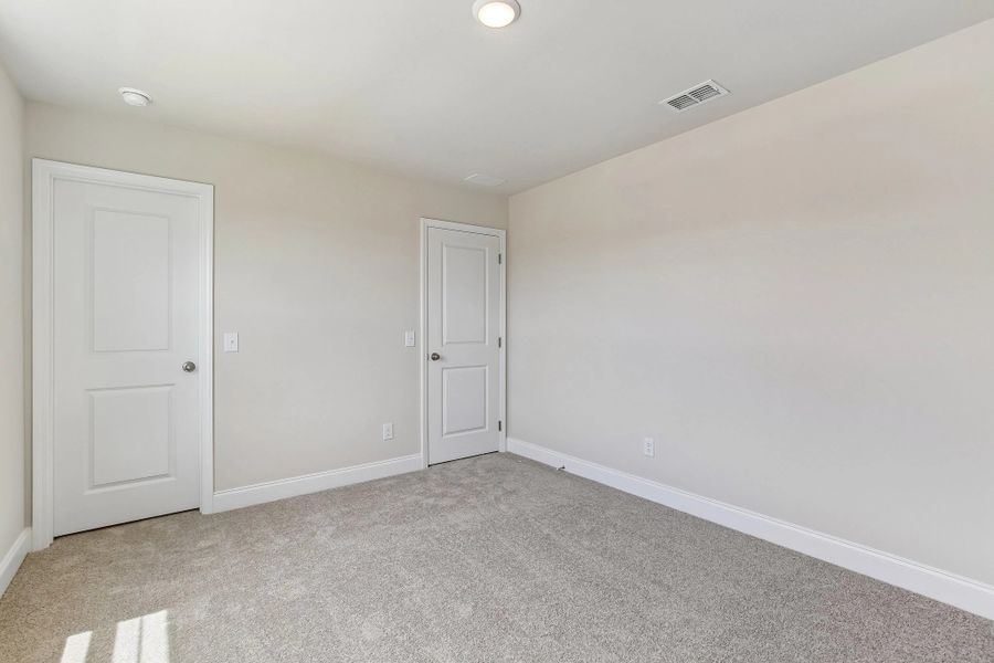 Spacious, unfurnished interior of a new home in Cades Bluff, Lebanon (Image 25). Spacious, unfurnished interior of a new home in Cades Bluff, Lebanon (Image 25).