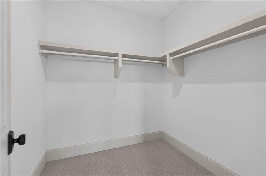 Spacious, unfurnished interior of a new home in , Alpharetta (Image 62). Spacious, unfurnished interior of a new home in , Alpharetta (Image 62).