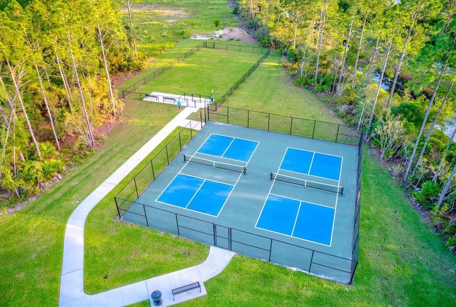 Community amenities in Archers Mill, Ormond Beach (Image 84).