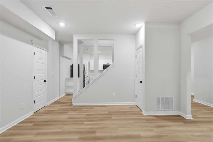 Spacious, unfurnished interior of a new home in Trinity Park, McDonough (Image 28).